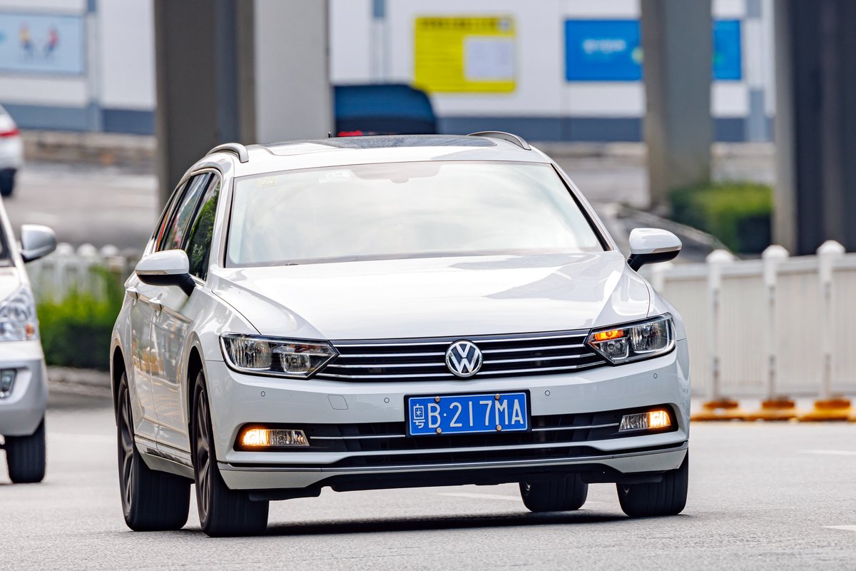 Фольксваген Passat B8 2014-2023