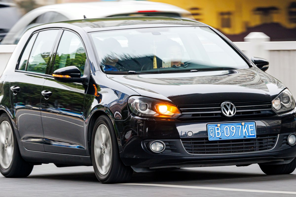Фольксваген POLO MK6-TYP-AW