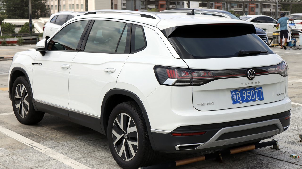 Фольксваген TAYRON SECOND-GENERATION