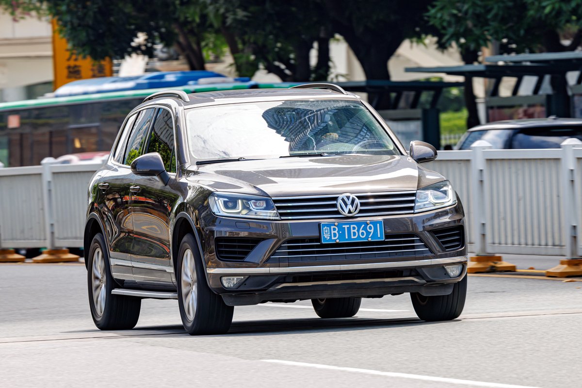 Фольксваген Touareg 7P 2010-2018