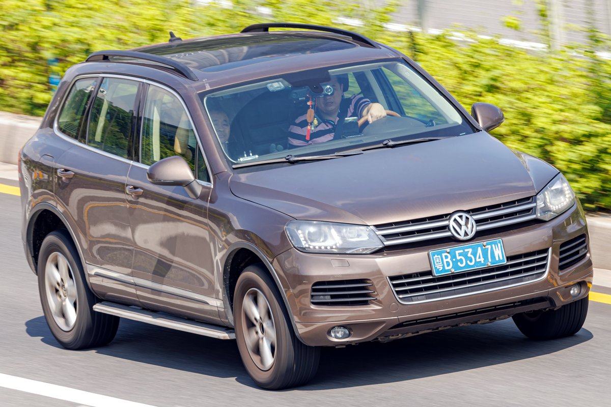 Фольксваген Touareg 7P 2010-2018